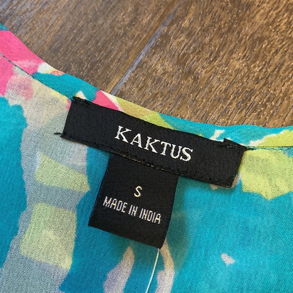 NWT Kaktus sheer beachwear dress/ swimsuit cover up size small - Picture 4 of 8